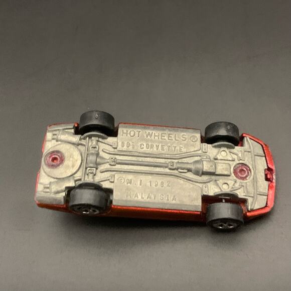 Vintage 1982 Hot Wheels 80’s Corvette Die Cast Maroon Toy Car - Picture 10 of 14